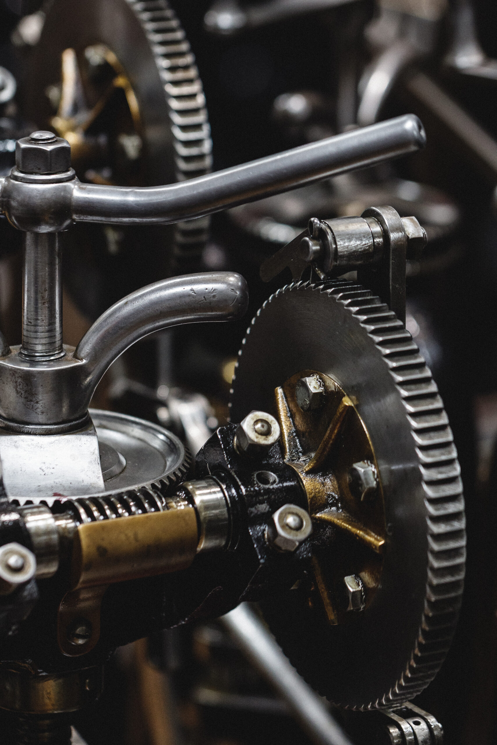 gear-detail-of-the-paddle-steamboat-engine-2024-12-03-09-30-44-utc